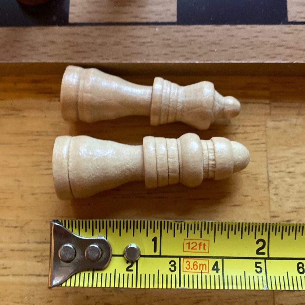 Chess set in pre-owned good condition - Picture 3 of 8